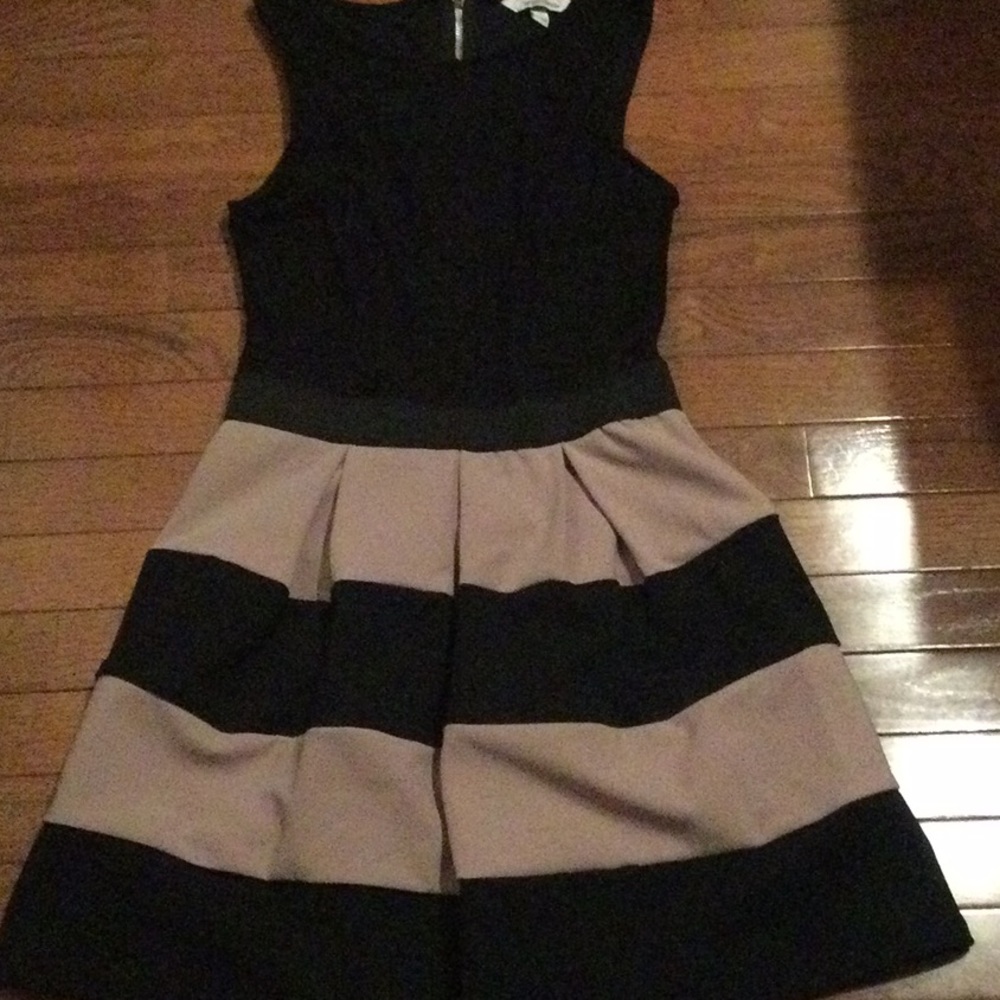 BNWOT Speechless party dress